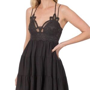 Zenana Outfitters black lace short dress